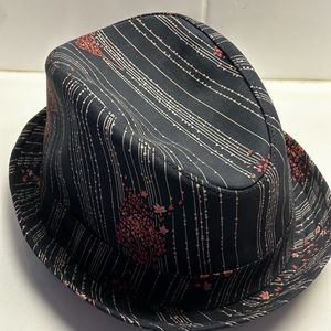 NWT Goorin Fedora Hat in black, floral pattern sz S
